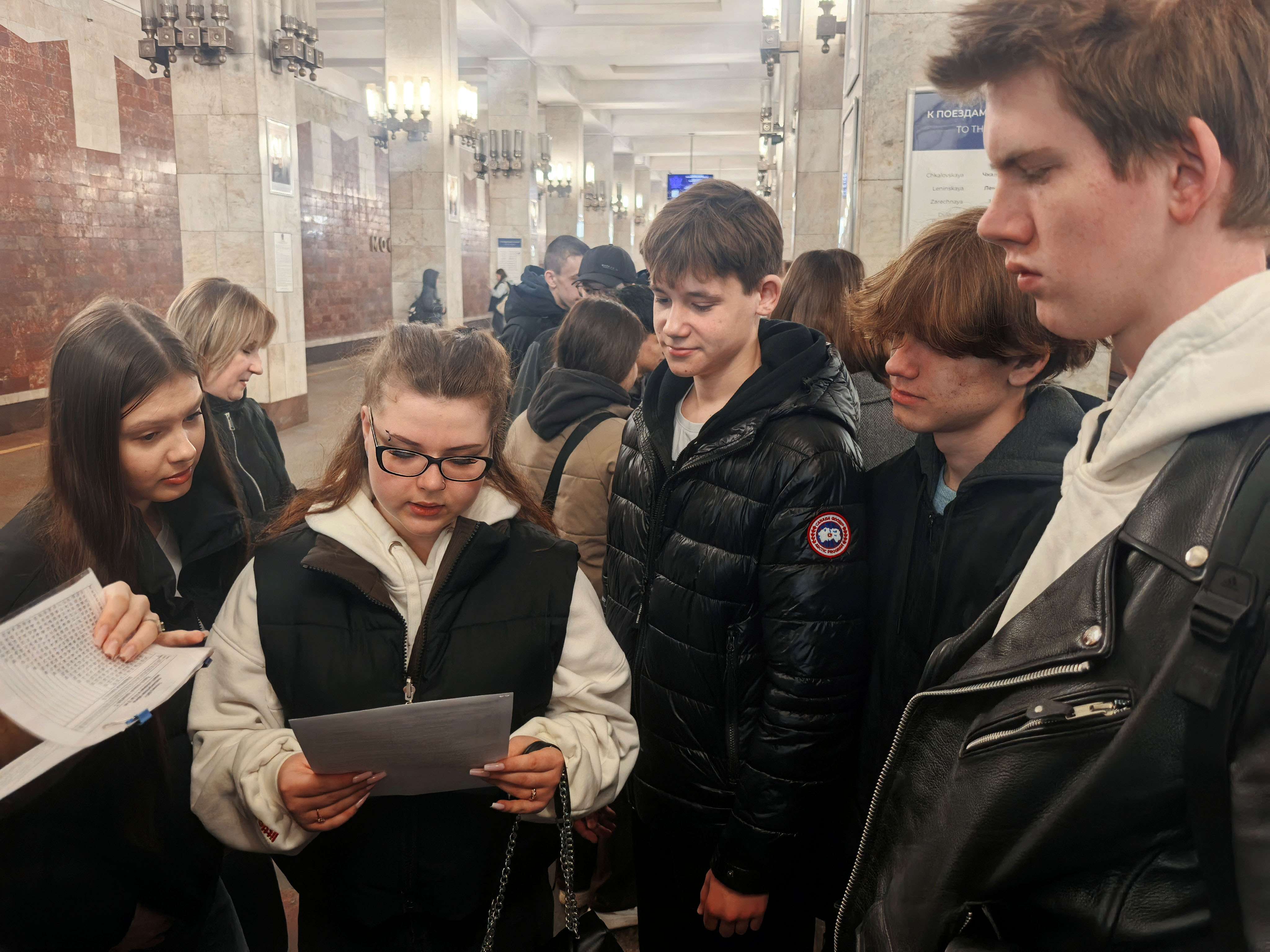 Юные метрологи Дзержинска спустились в метро